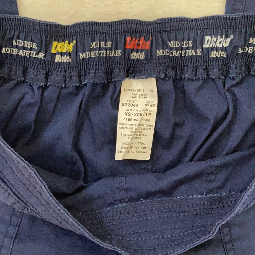 Dickies Mid Rise Moderate Flare Women’s Scrub Bottoms Size XS - Picture 4 of 6